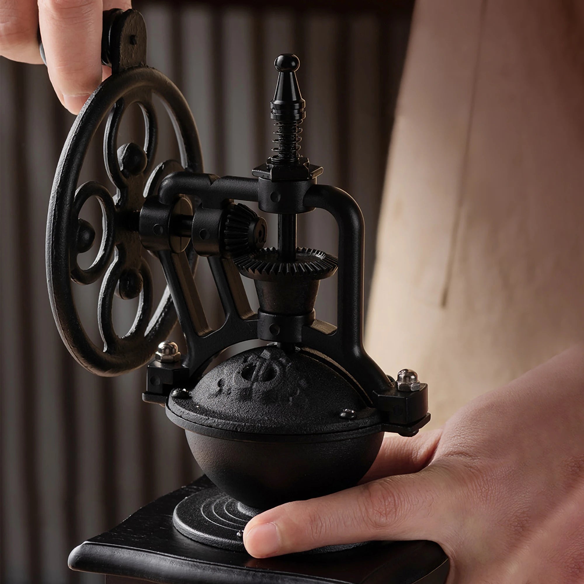Hand-crank coffee grinders, coffee bean grinders, espresso machines, coffee accessories